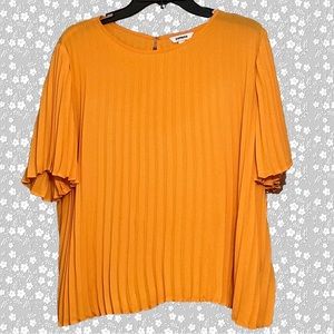Express yellow top